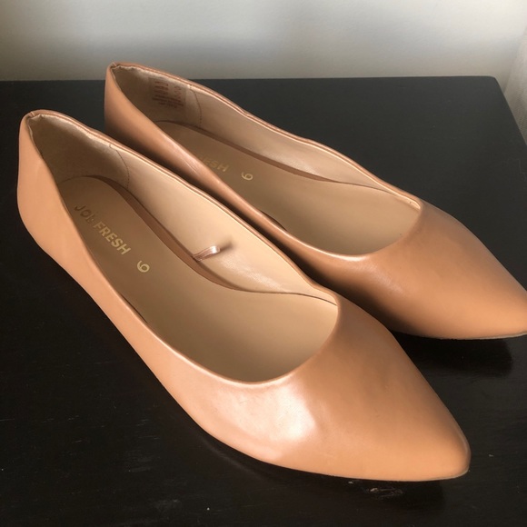 Tan flat shoes - Picture 1 of 5